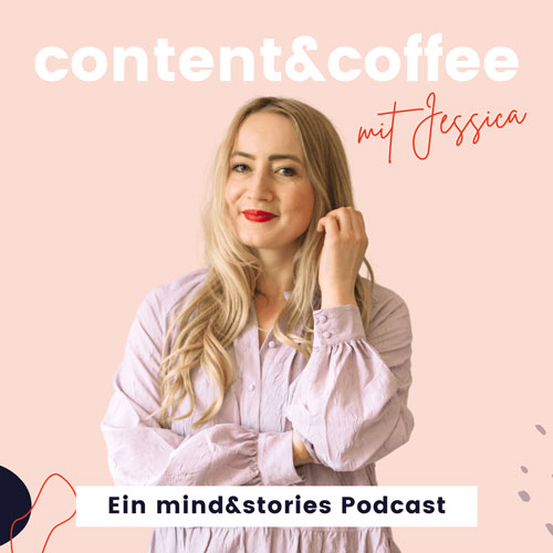 Podcast Cover mit Jessica in rosa Bluse vor grafischem Hintergrund